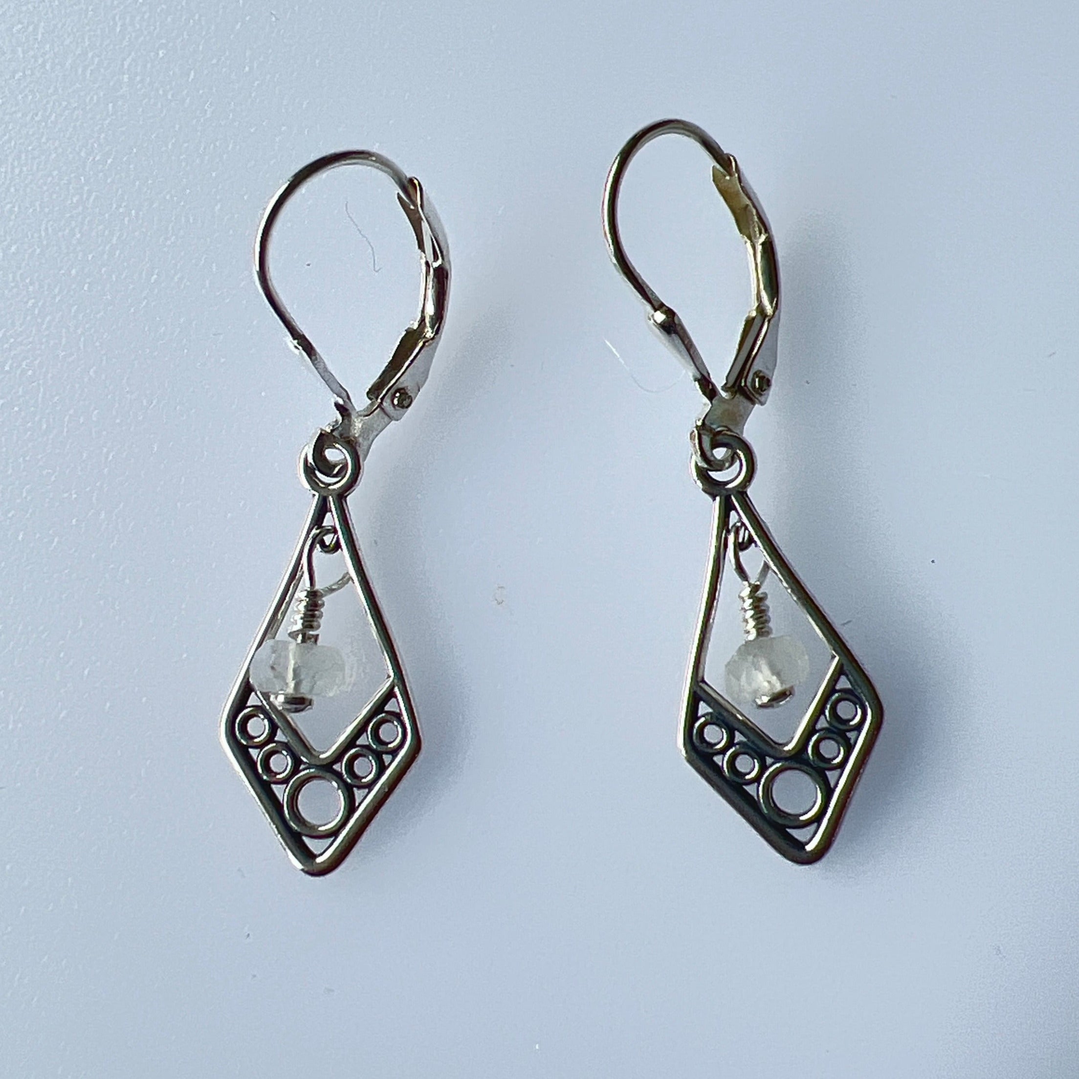 Sterrling Silver Filigree with gemstone dangled earings – Jewels